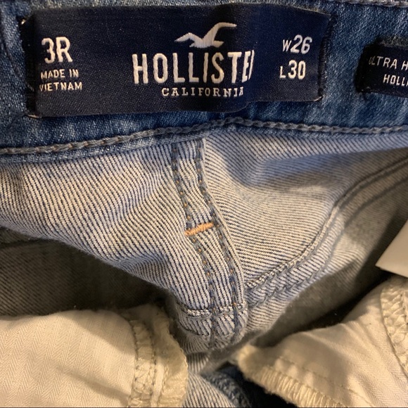 Hollister High Rise Skinny Jeans - Picture 4 of 5